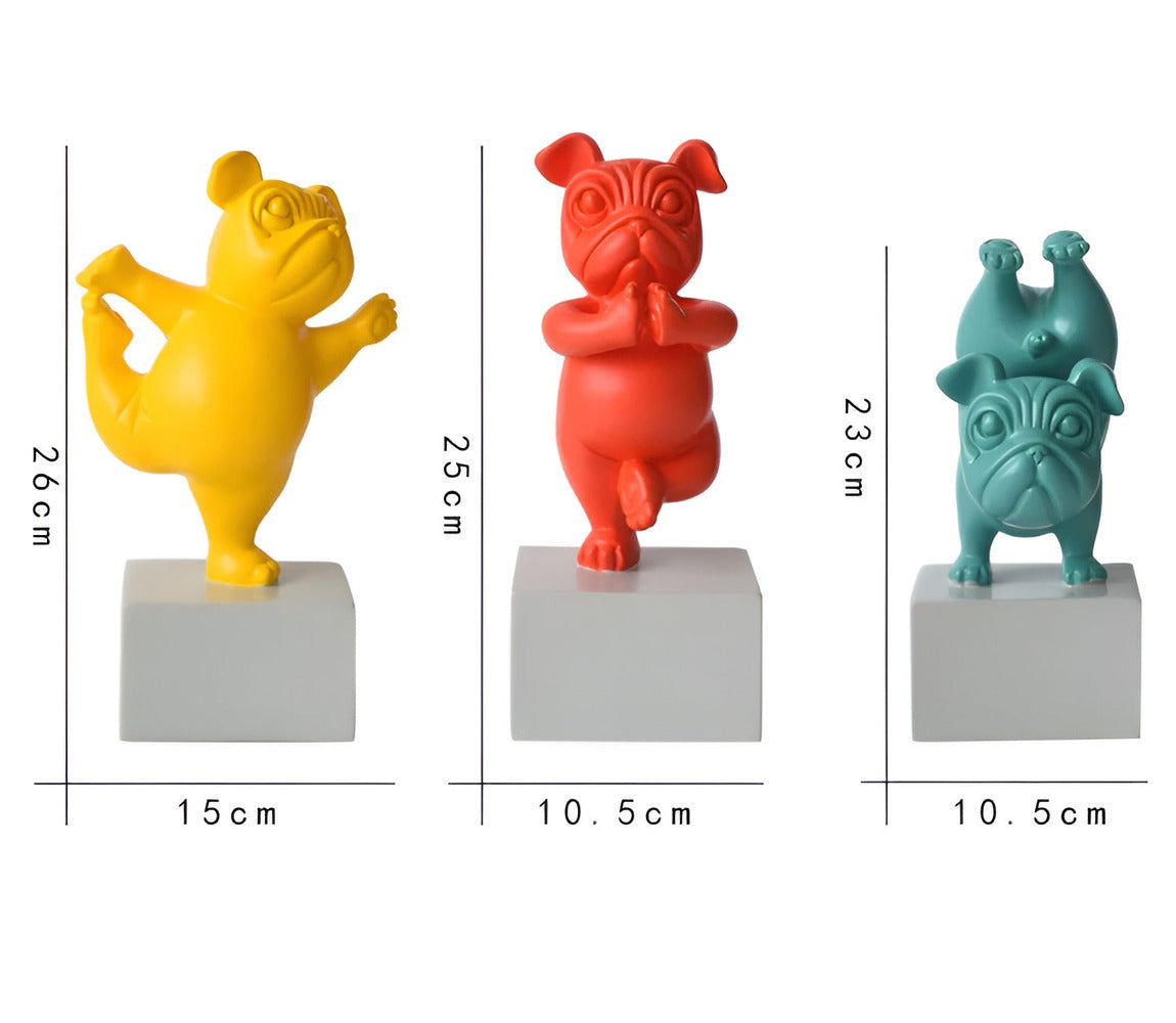 Bulldog skulptur i yoga design – dekorativ og moderne figur