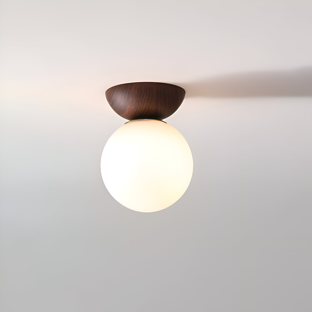 Kiyora – Japansk LED Loftlampe med Perleformet Glaskuppel og Træramme