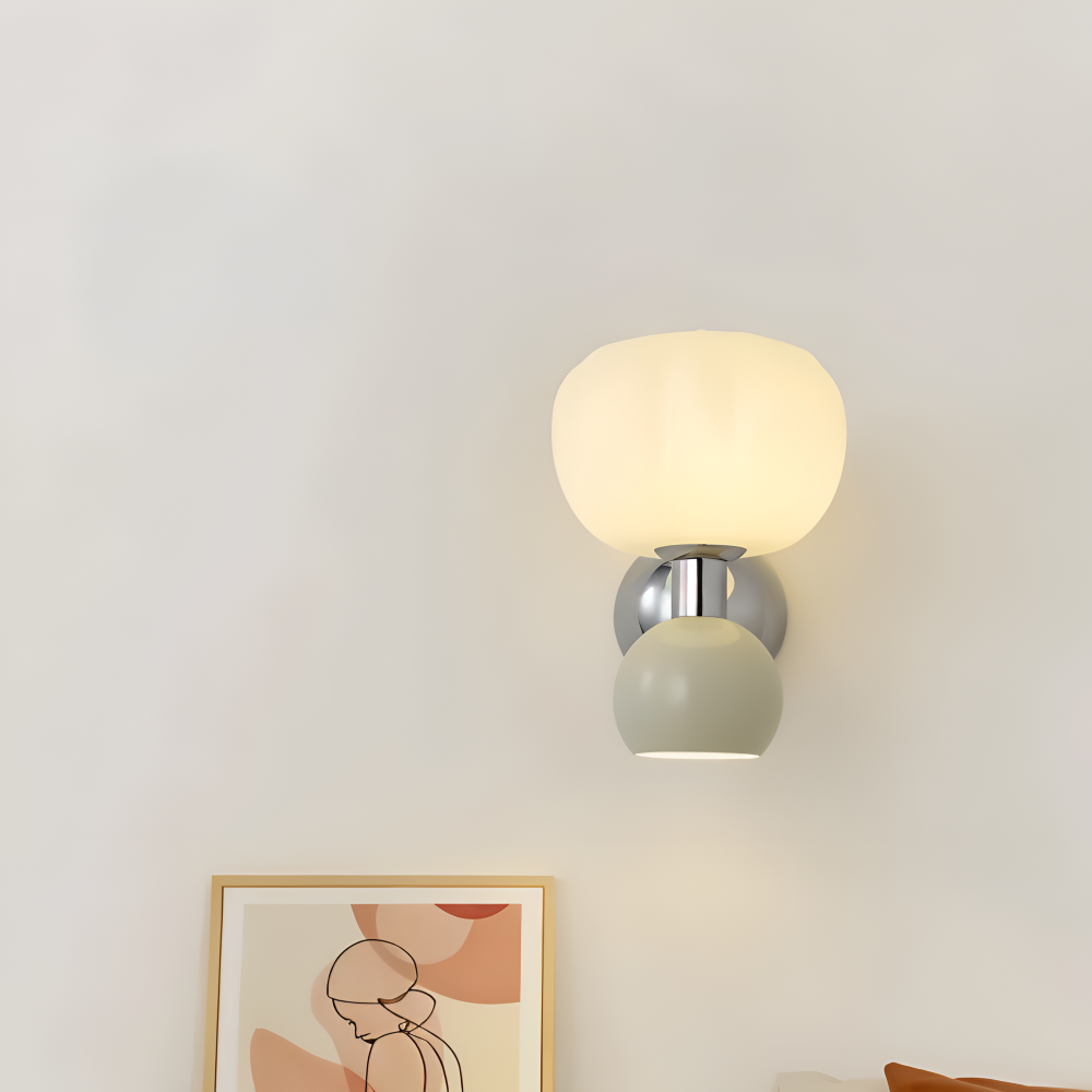 PumpaLume Væglampe – Minimalistisk LED Væglampe i Blød Pumpedesign