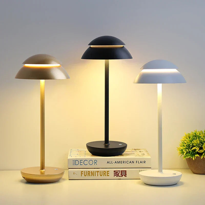 NoiraGlow Bordlampe – Trådløs Sort Bordlampe med Justerbar Lysstyrke