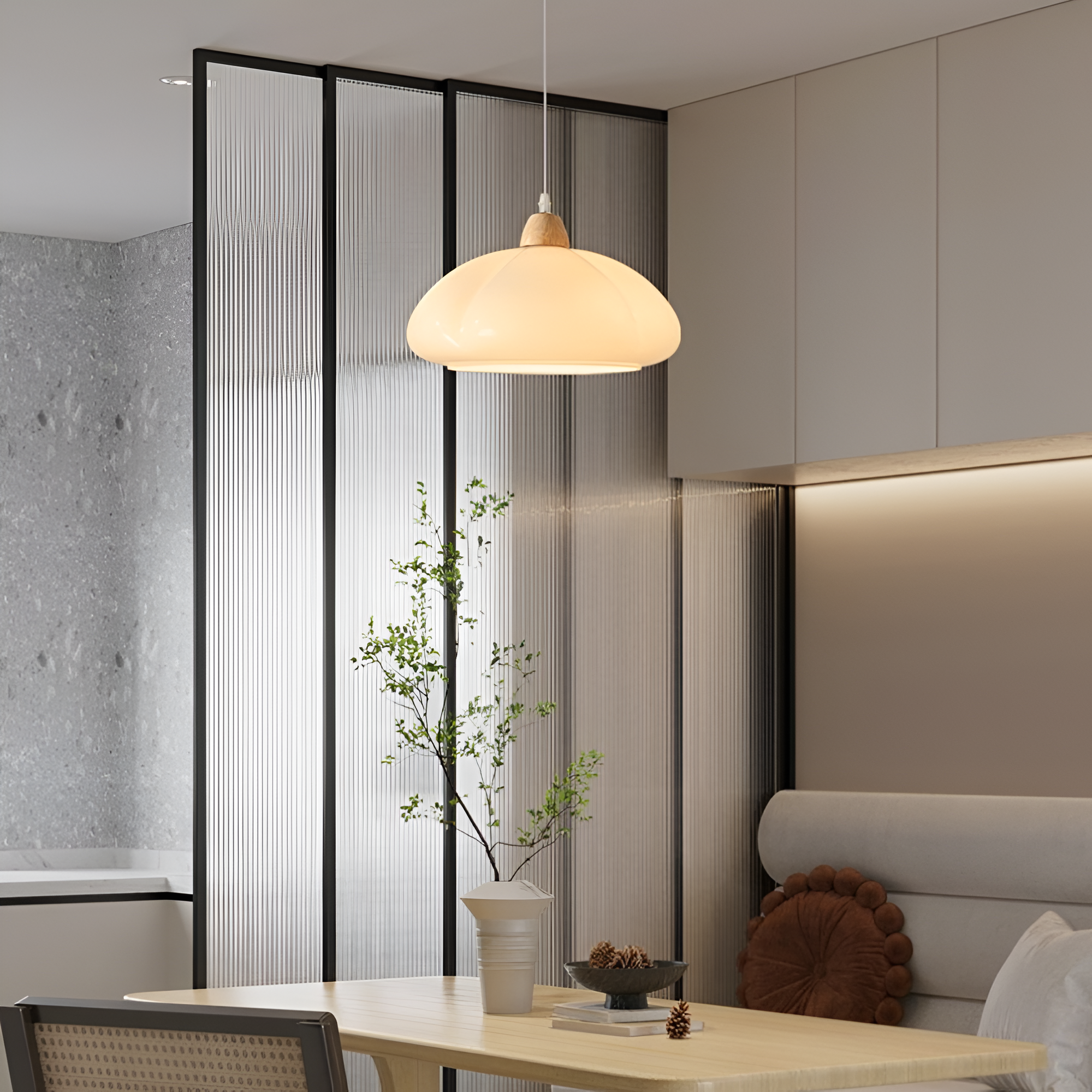 Pendellampe i glas og træ – retro lampe i nordisk design