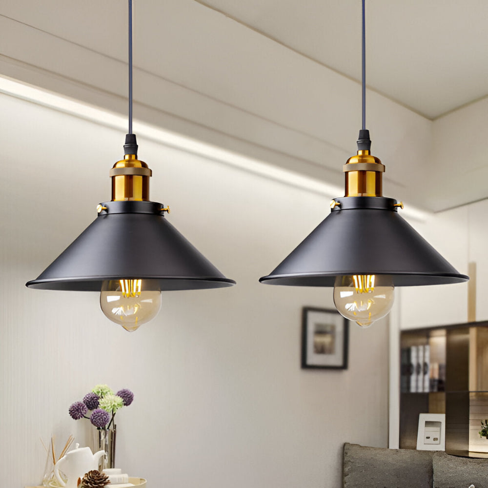 IronLume Pendel – Retro Industriel Loftlampe i Jern med LED-kompatibilitet