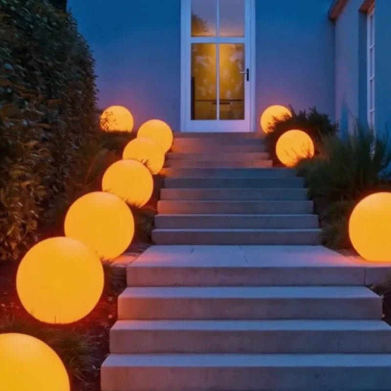 LED havekugle med 16 farver – dekorationslys til ude og inde