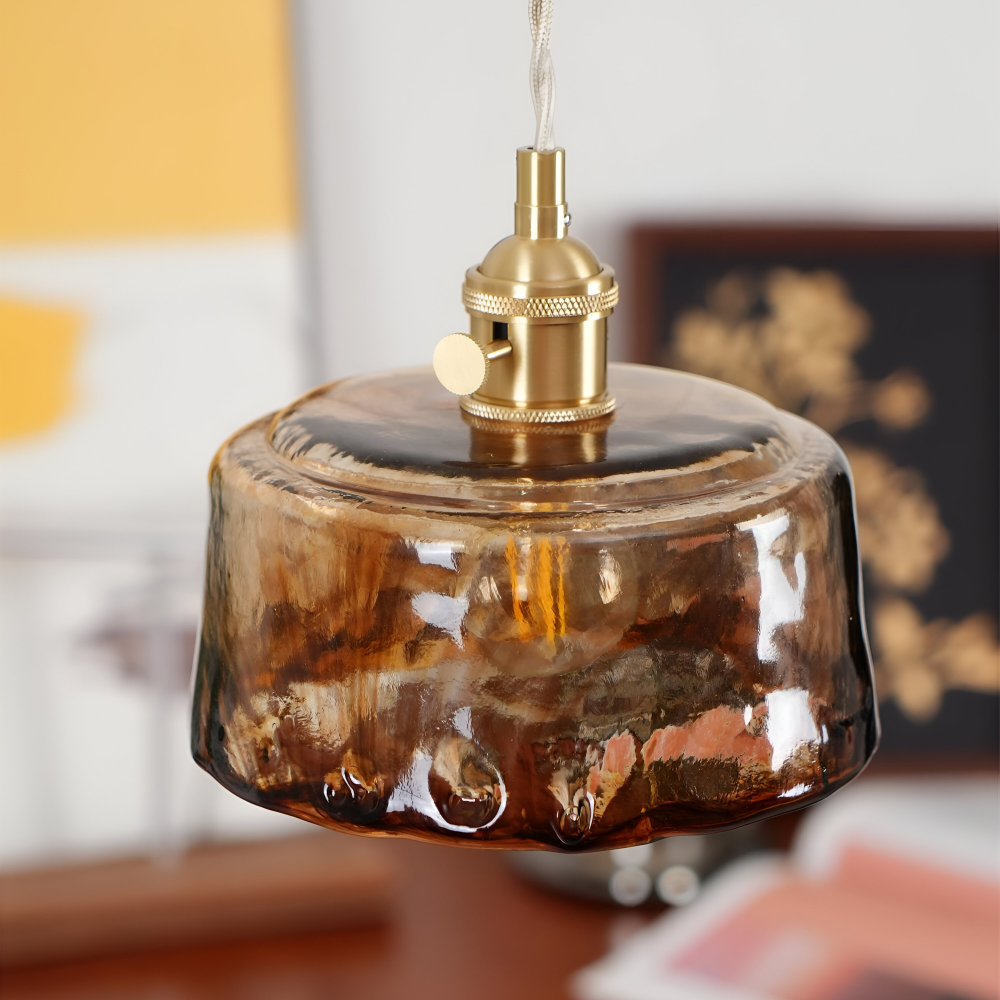 Vintage glaspendel lampe i antik messing til spisebord
