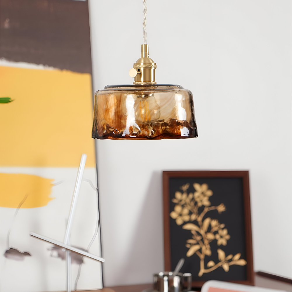 Vintage glaspendel lampe i antik messing til spisebord