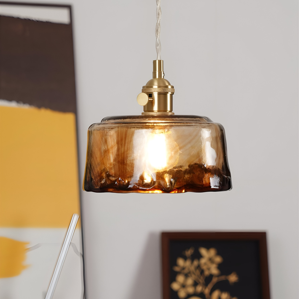 Vintage glaspendel lampe i antik messing til spisebord