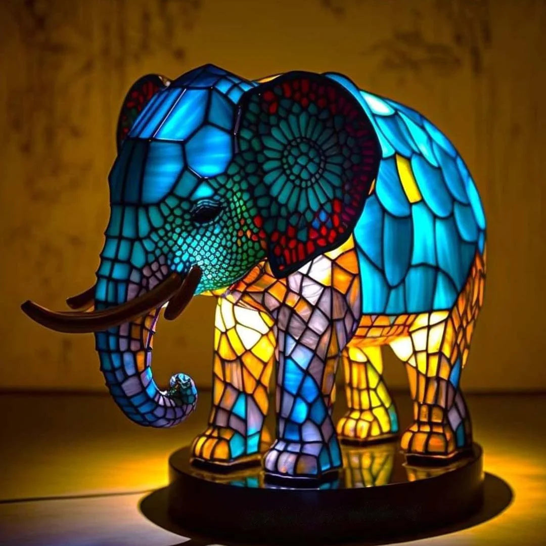 Lysende Dyreskulptur – Håndlavet Mytisk Belysning i Rav, Grøn, Blå & Chokoladeglas