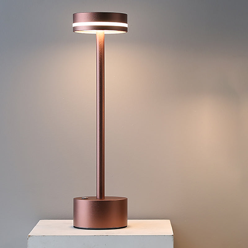 Trådløs bordlampe med touch – dæmpbar LED lampe med lang batteritid