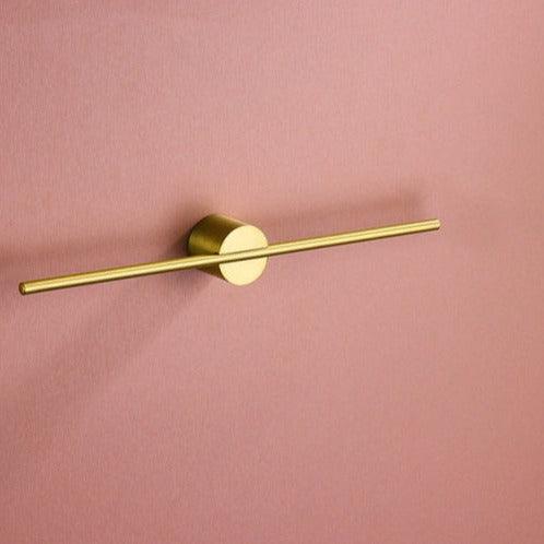 Håndklædeholder i metal – vægmonteret minimalistisk design til badeværelse