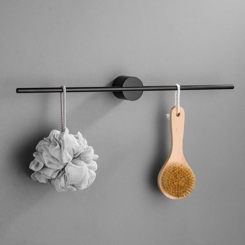 Håndklædeholder i metal – vægmonteret minimalistisk design til badeværelse