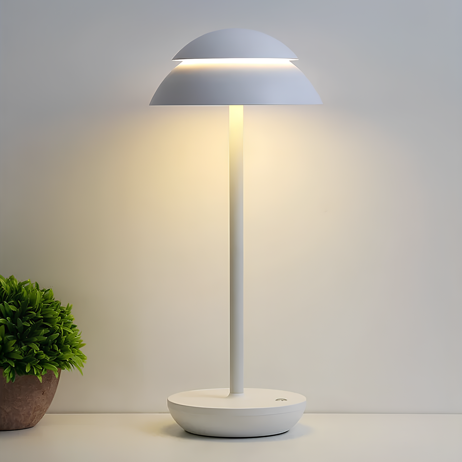 Cellaro – Eksklusiv Trådløs Bordlampe i Aluminium med Dæmper