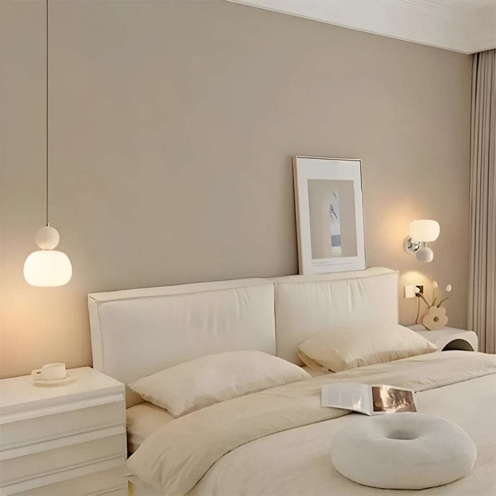 Crémura – Klassisk Art Deco pendellampa i crème og metal