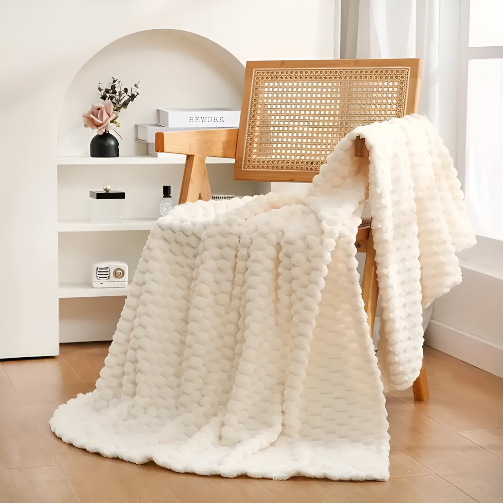 ThermaLuxe Plaid – Tjock Plyschfilt i Elegant Design för Maximal Värme