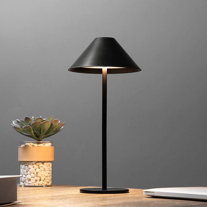Trådløs sort bordlampe – genopladelig med touch dæmpning