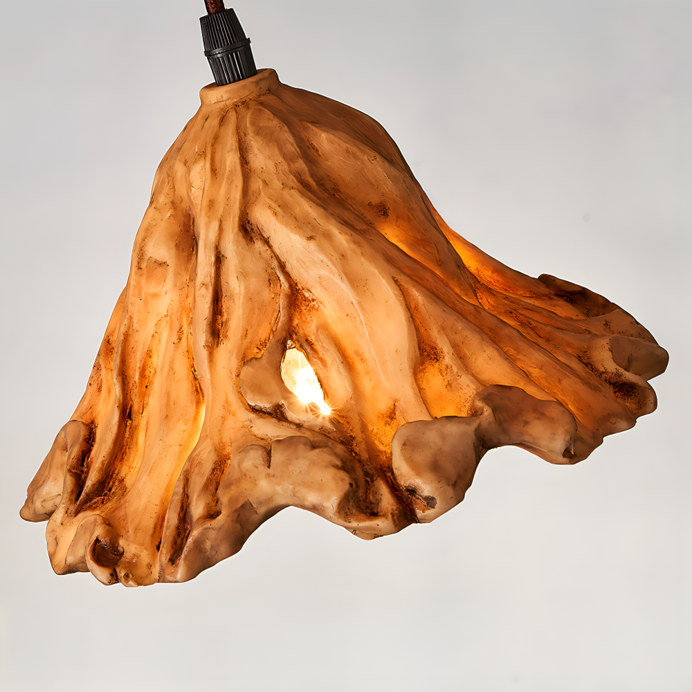 Vulkan pendellampe i resin og metal – kunstnerisk loftlampe med varmt lys