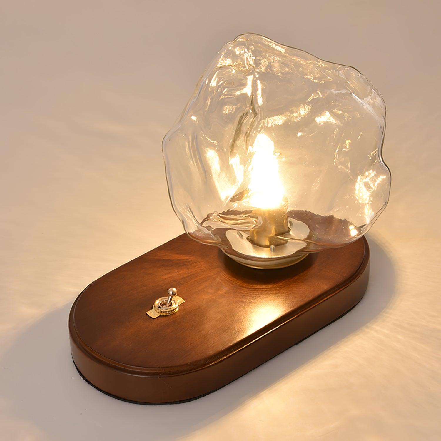 Glas bordlampe med iskrystal design – elegant varm belysning