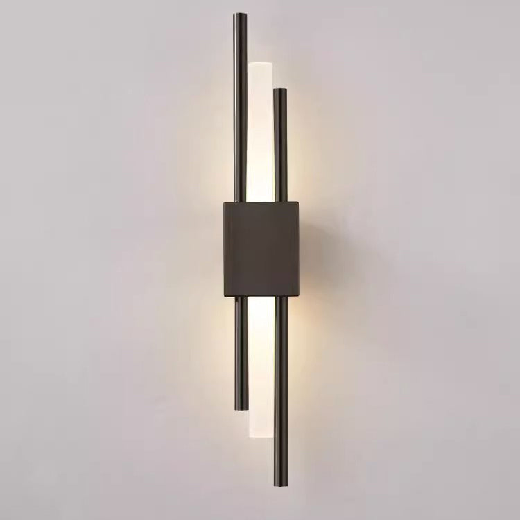 Moderne dæmpbar LED-væglampe i sort eller guld
