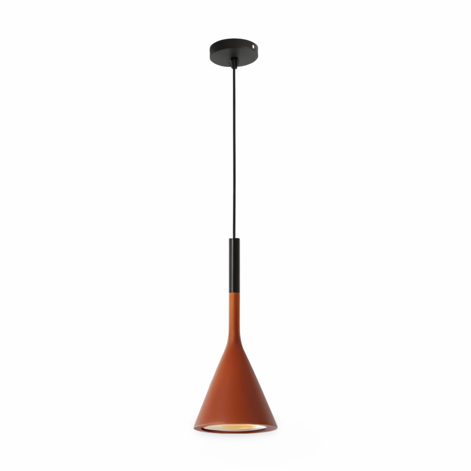 Konisk pendellampe i nordisk design – moderne loftlampe
