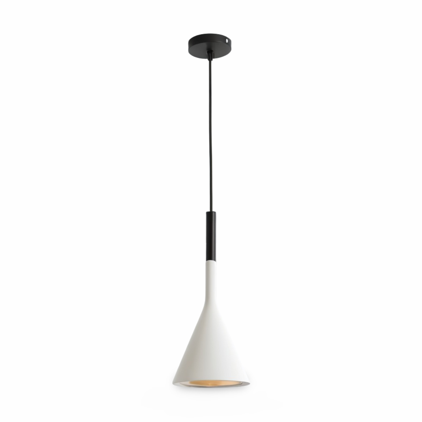 Konisk pendellampe i nordisk design – moderne loftlampe