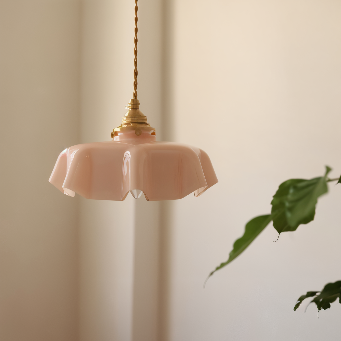 Florielle Loftlampe – Retro Loftlampe i Blomsterformet Cremefarvet Glasdesign