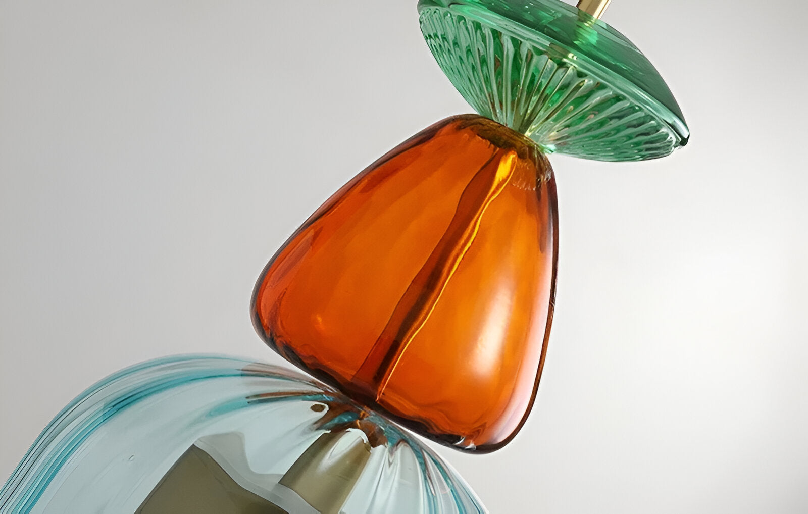 Farverig glas pendellampe – nordisk macaron design med dæmpbar LED