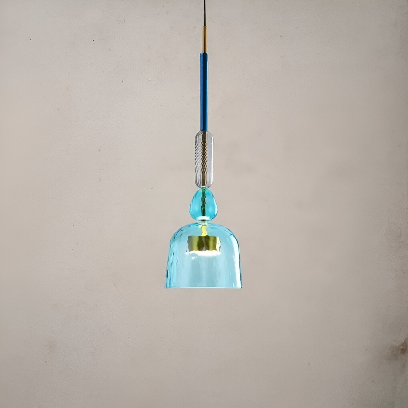 Farverig glas pendellampe – nordisk macaron design med dæmpbar LED