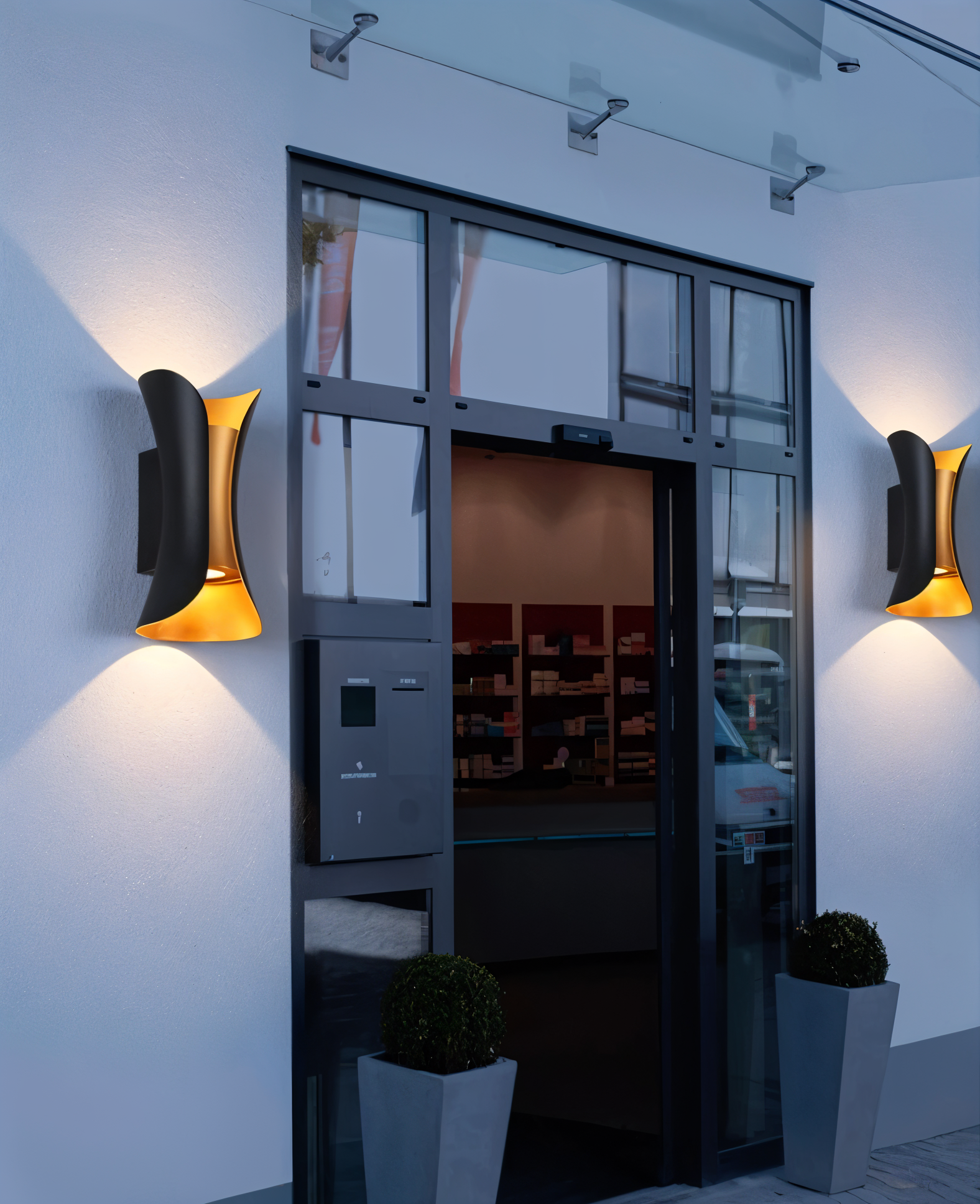 Udendørs væglampe op/ned – sort og guld LED lampe IP65
