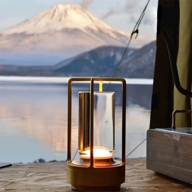Crystelle – Krystallanterne med Dæmpbar LED og USB-opladning
