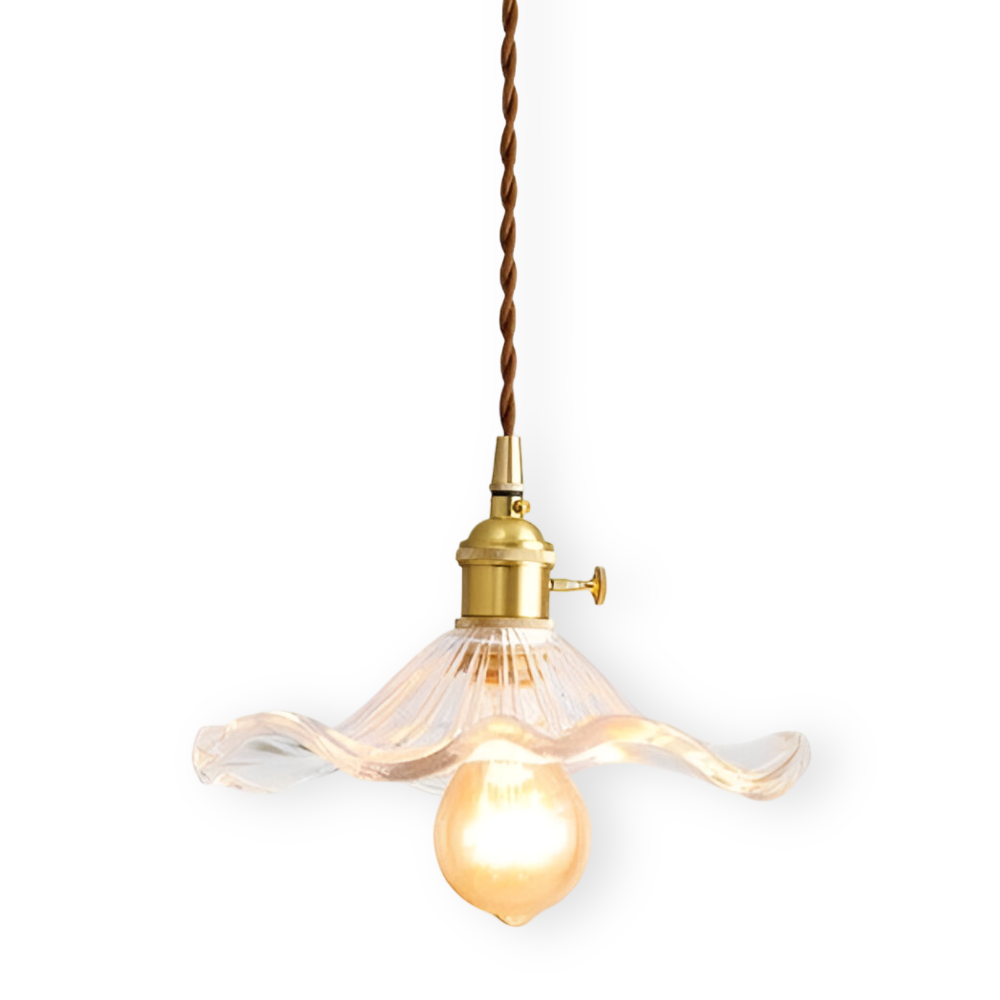 Pendellampe i farvet glas – loftlampe med kobberdetalje