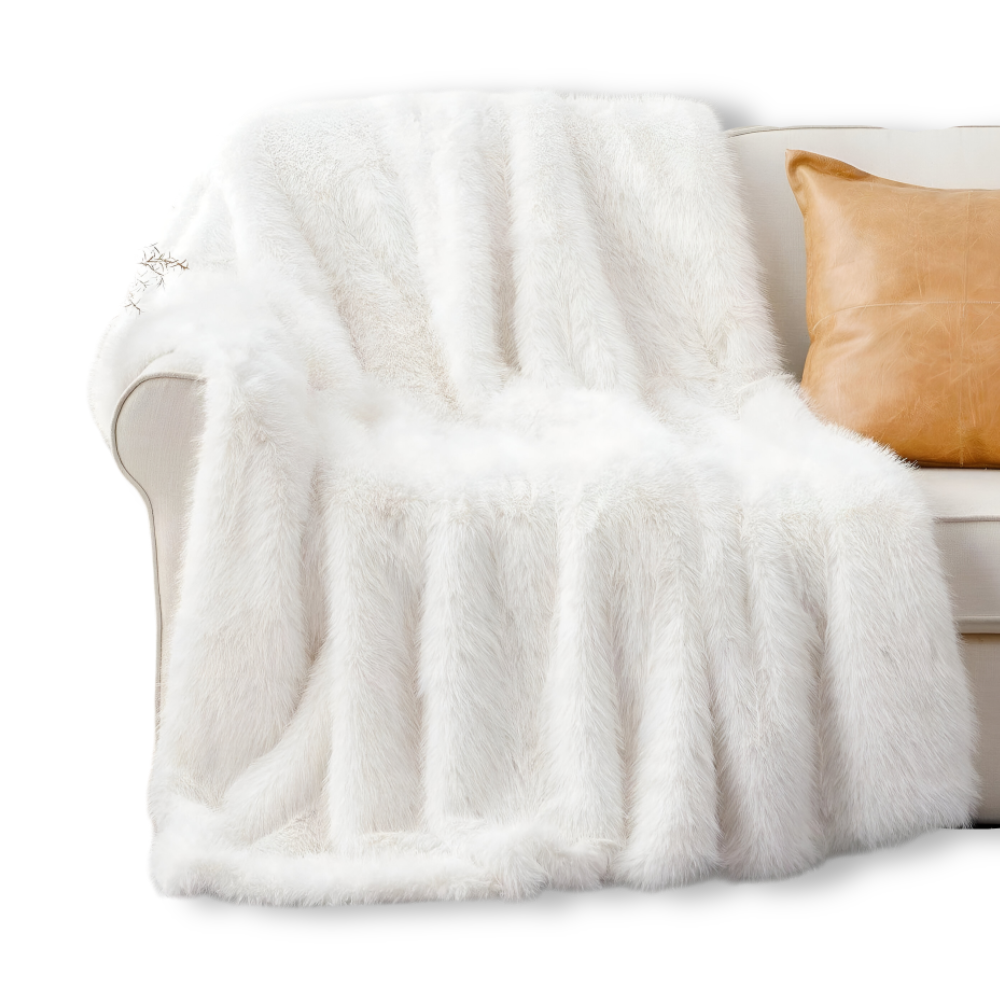 VelouraFur Luxe – Lyxig Konstpälsfilt med Elegant Velourfinish