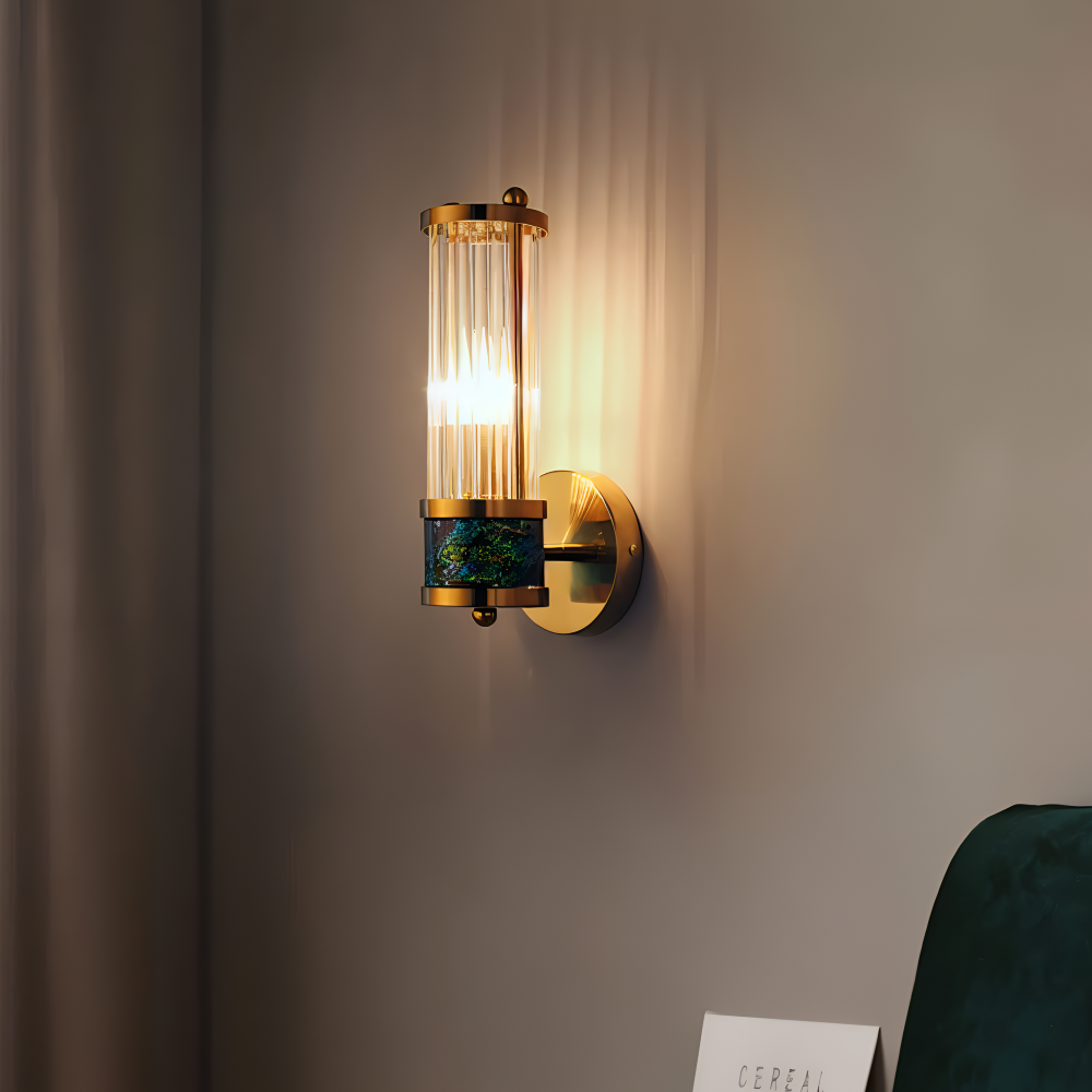 Lustriva – Væglampe i Guld med Riflet Krystal og E14 LED-lys