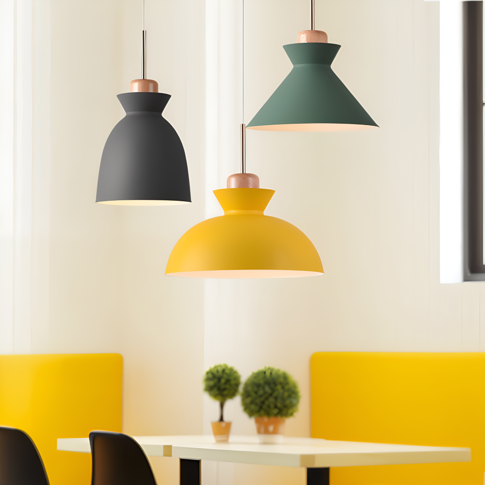 Farverig pendellampe i macaron design – moderne kuppelformet lampe