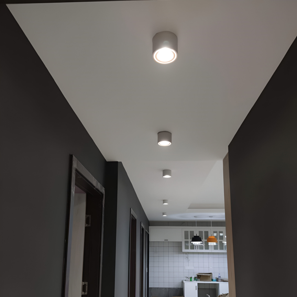 Justerbar LED downlight i aluminium – moderne loftbelysning