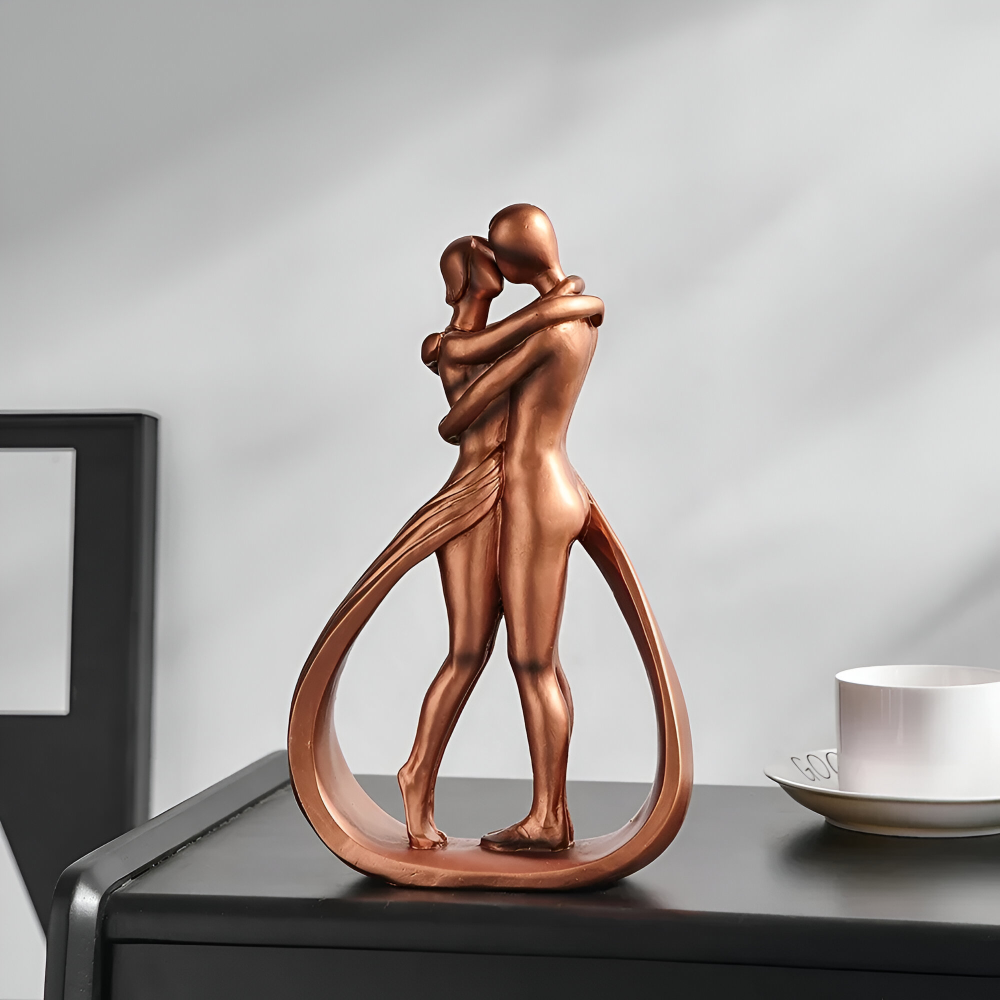 Kærlighedsfigur med kyssende par i rødbronze – moderne dekoration