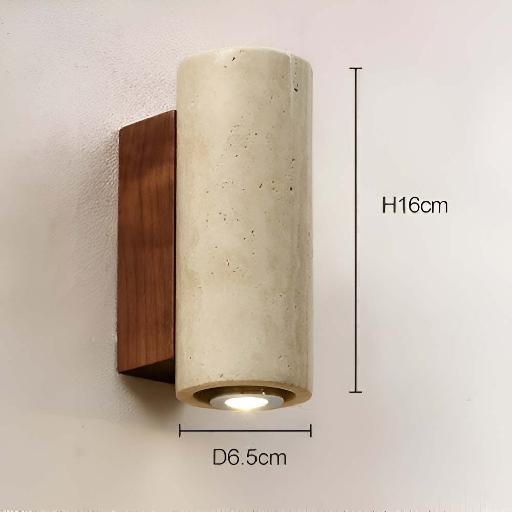 Væglampe i travertin og træ – minimalistisk design med LED lys