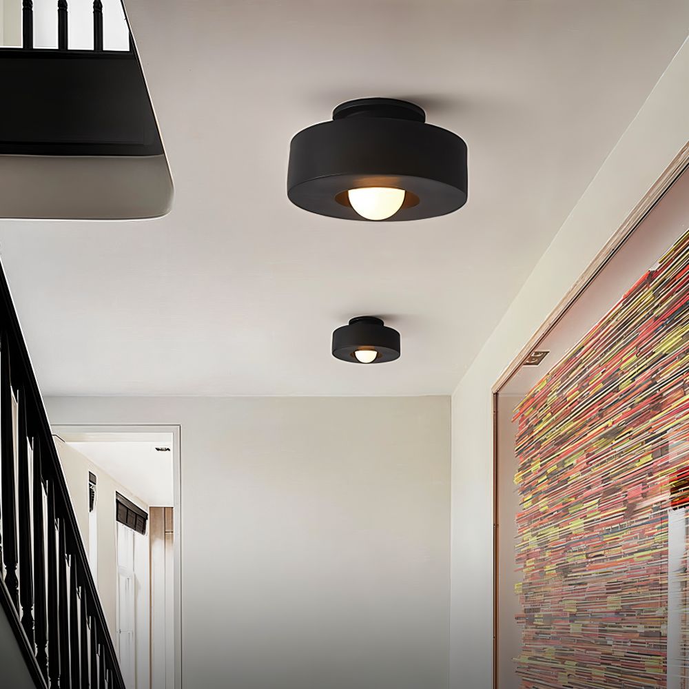 LumaHalo – Moderne Rund Loftlampe i Glas og Resin