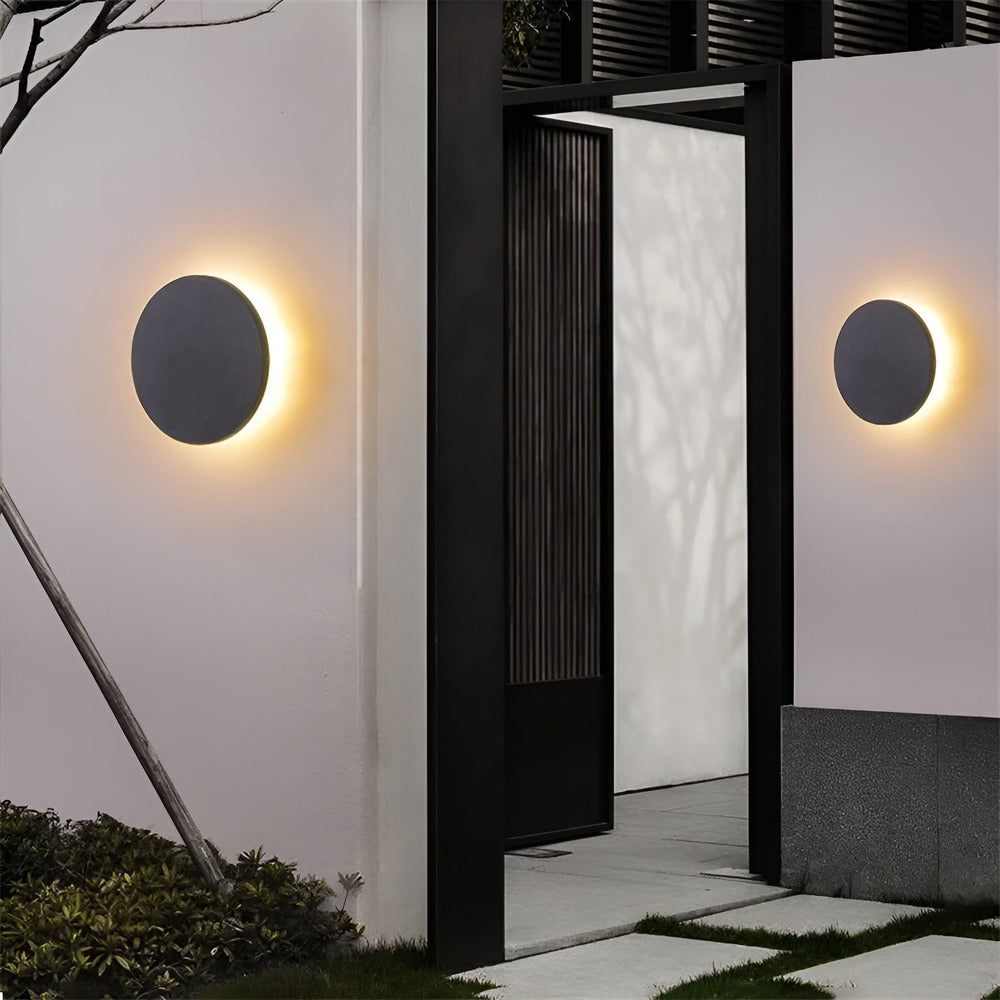 AquaLume Væglampe – Elegant Vandtæt LED Udendørslampe i Aluminium