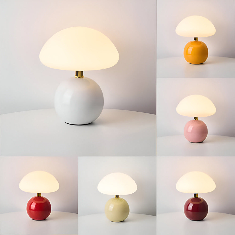 Mushora – Bauhaus-inspireret Bordlampe i Svampeform med 3 LED-farver