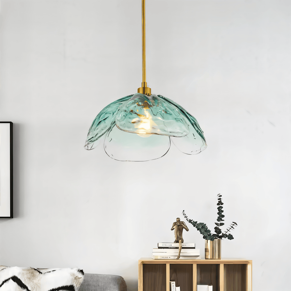 Pendellampe i farvet glas – blomsterdesign med LED lys