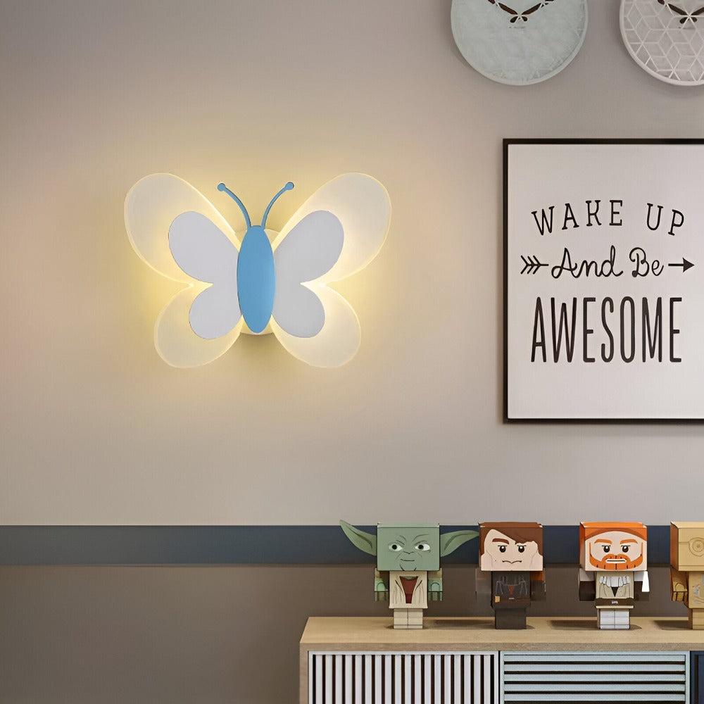 LED væglampe med sommerfugledesign – farverig børnelampe