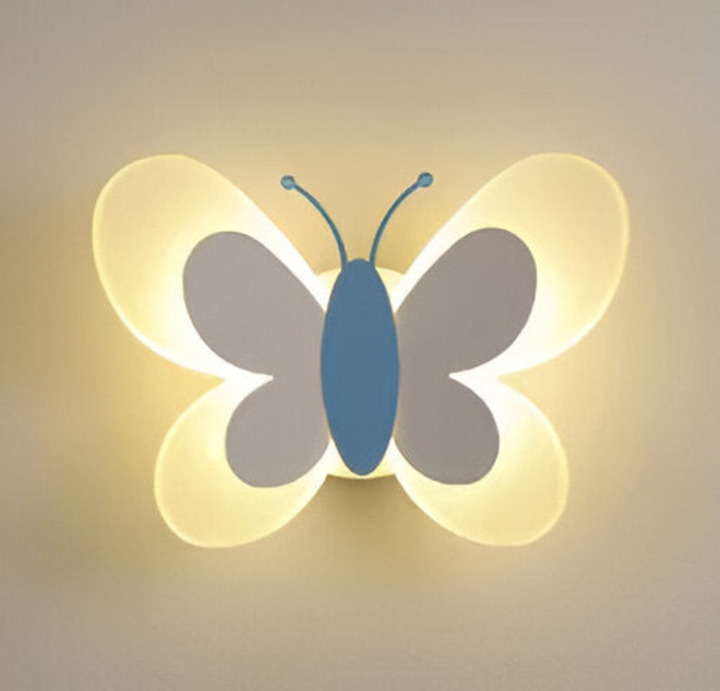 LED væglampe med sommerfugledesign – farverig børnelampe