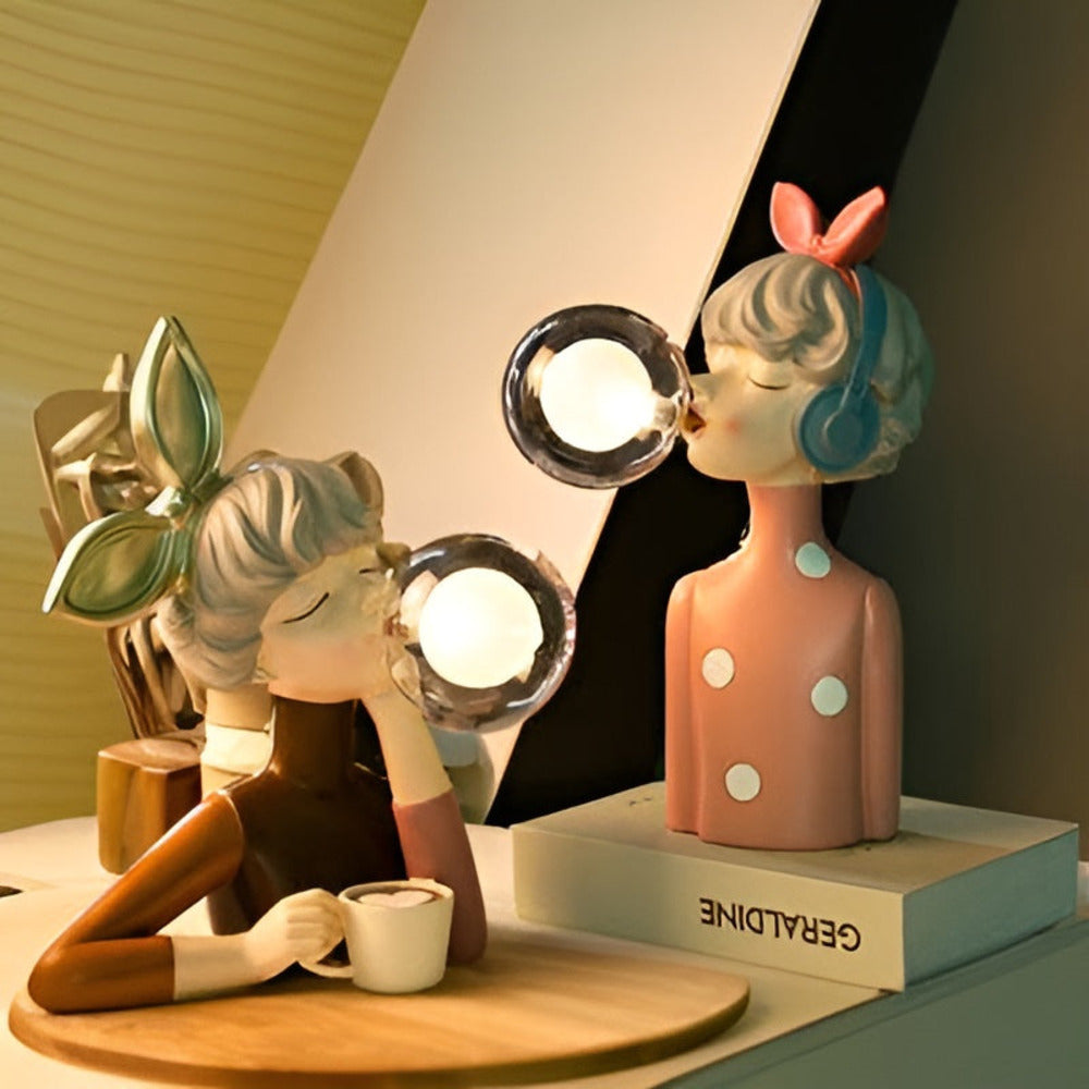Figur bordlampe med eventyrdesign – magisk LED belysning