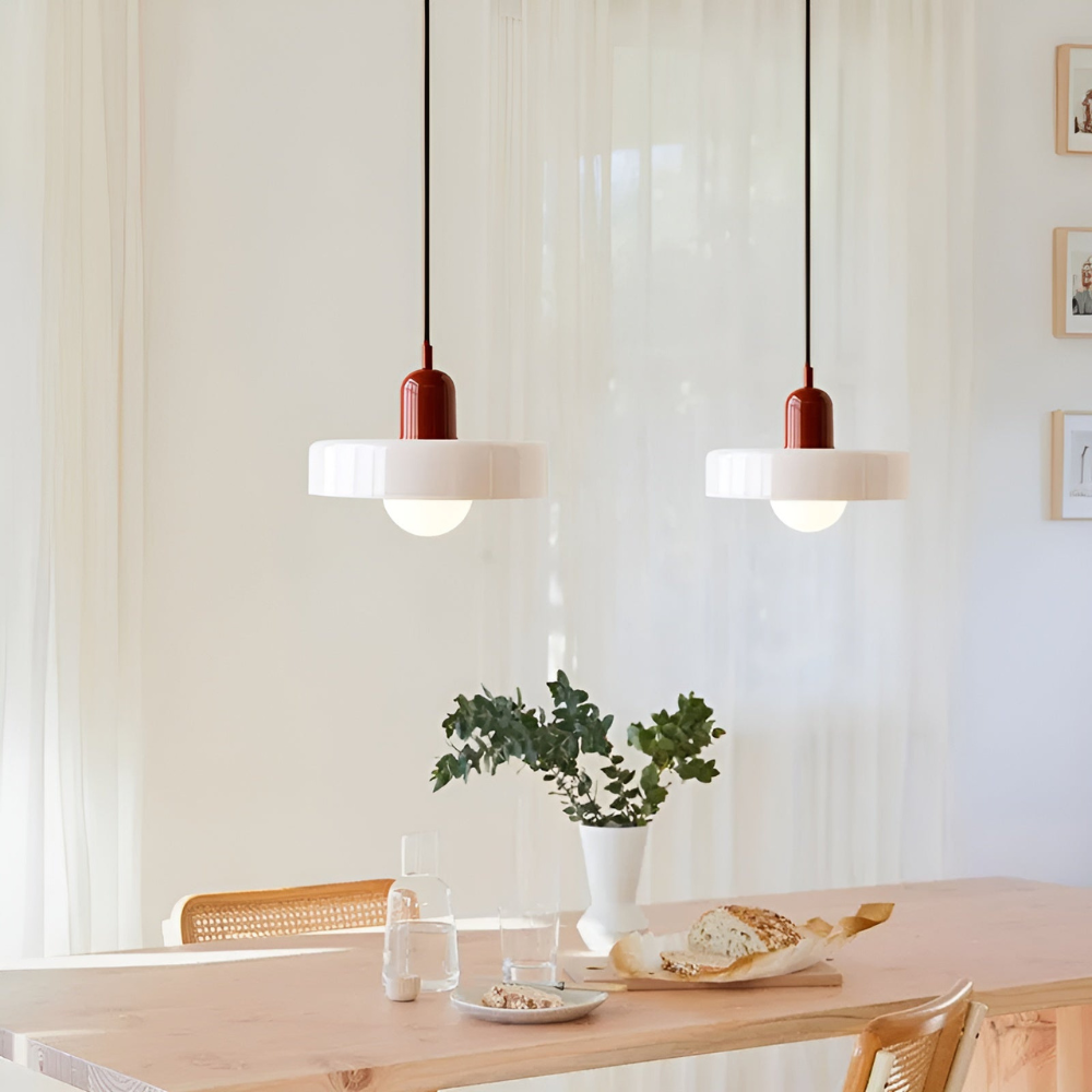 LustraGlow – Justerbar Farverig Hængelampe i Glas