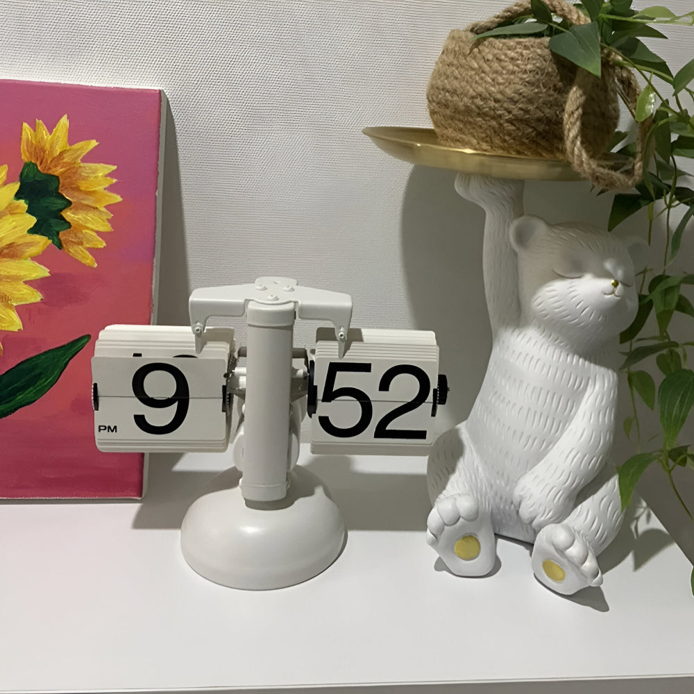 Retro flip ur – minimalistisk bordur med mekanisk display