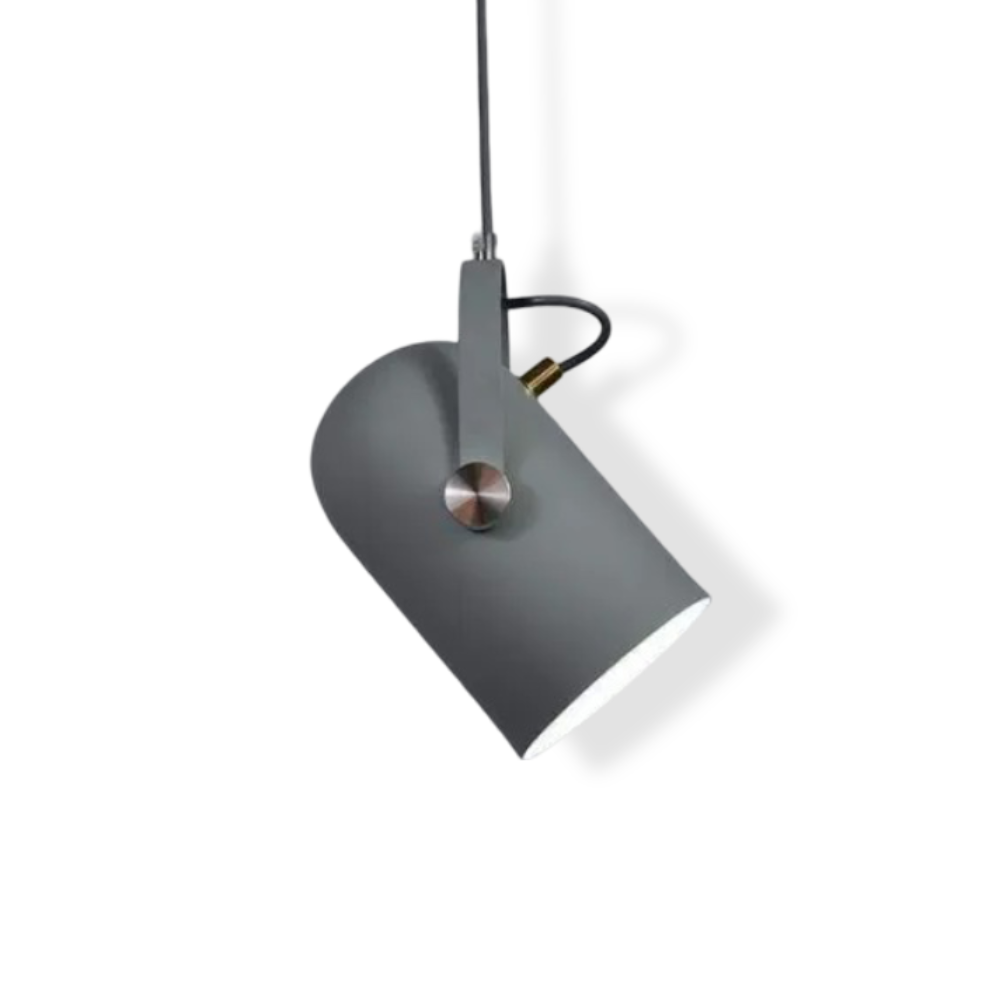 Justerbar pendellampe i aluminium – nordisk design til spisebord