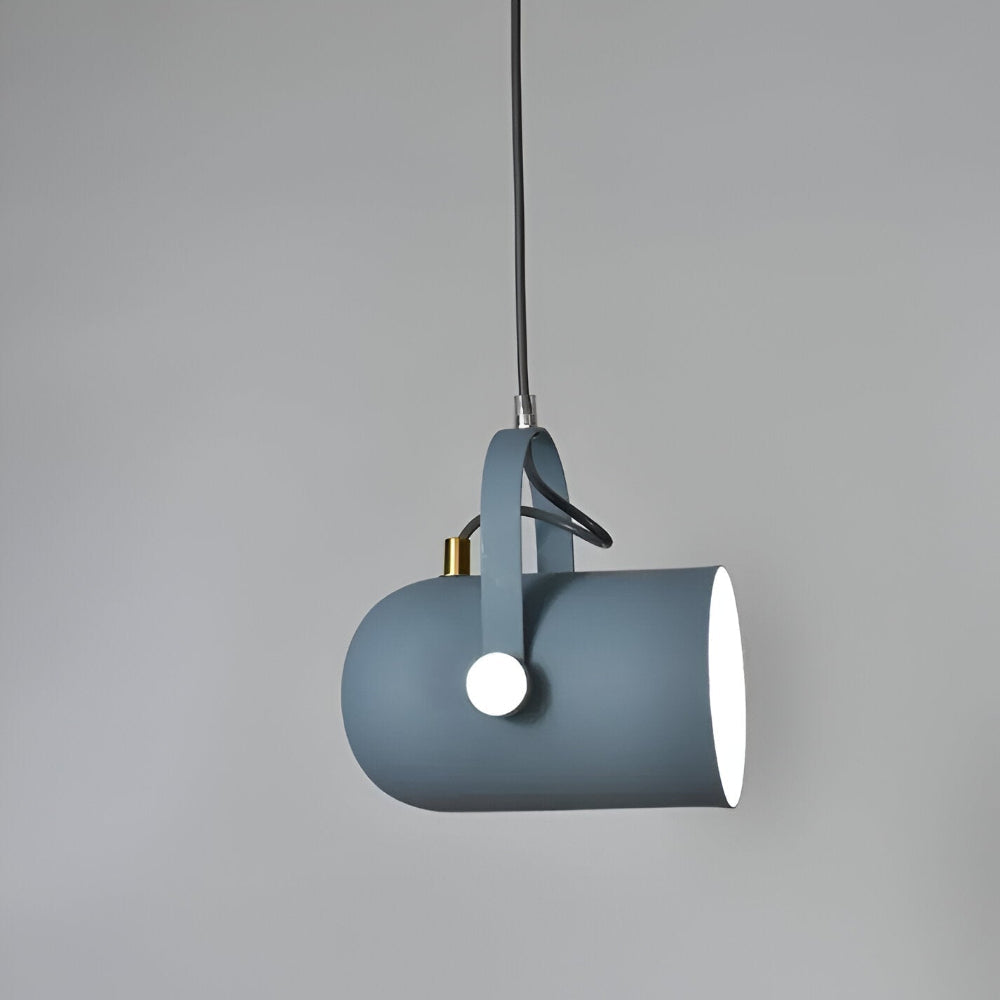 Justerbar pendellampe i aluminium – nordisk design til spisebord