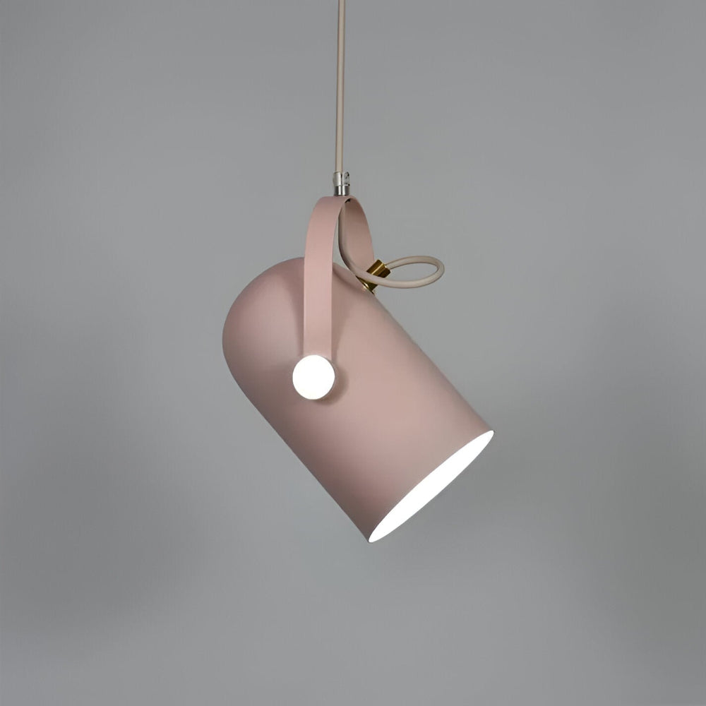 Justerbar pendellampe i aluminium – nordisk design til spisebord