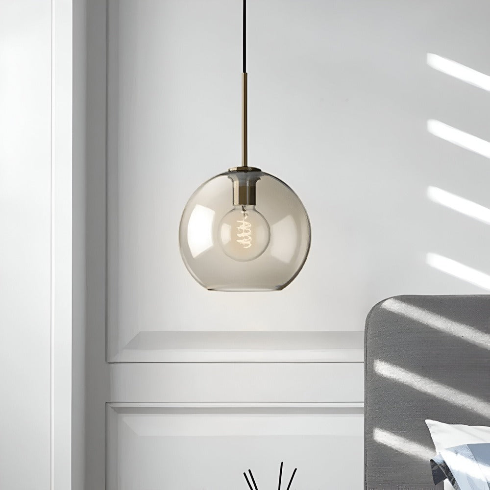 Pendellampe i klart glas – industriel loftlampe med elegant design
