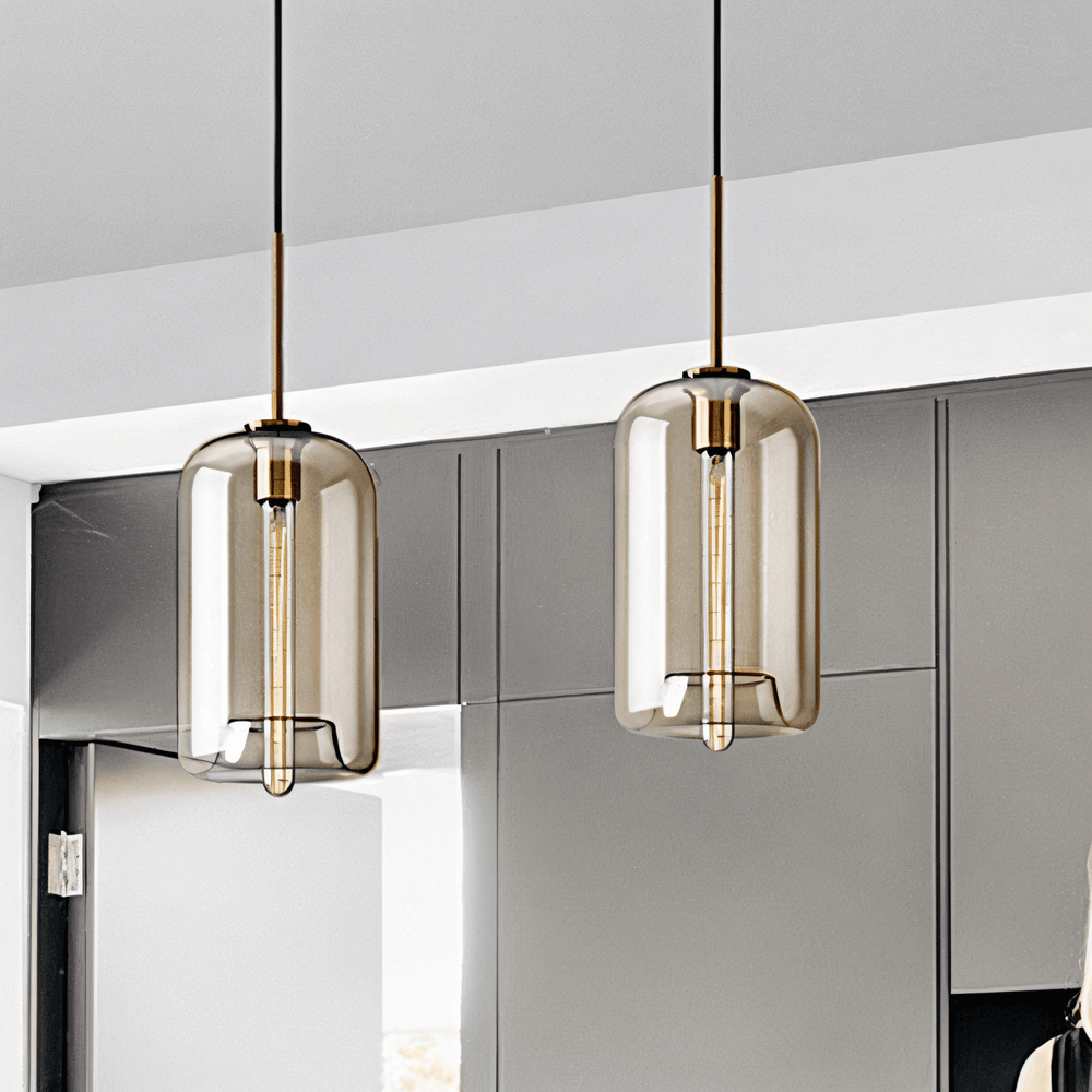 Pendellampe i klart glas – industriel loftlampe med elegant design