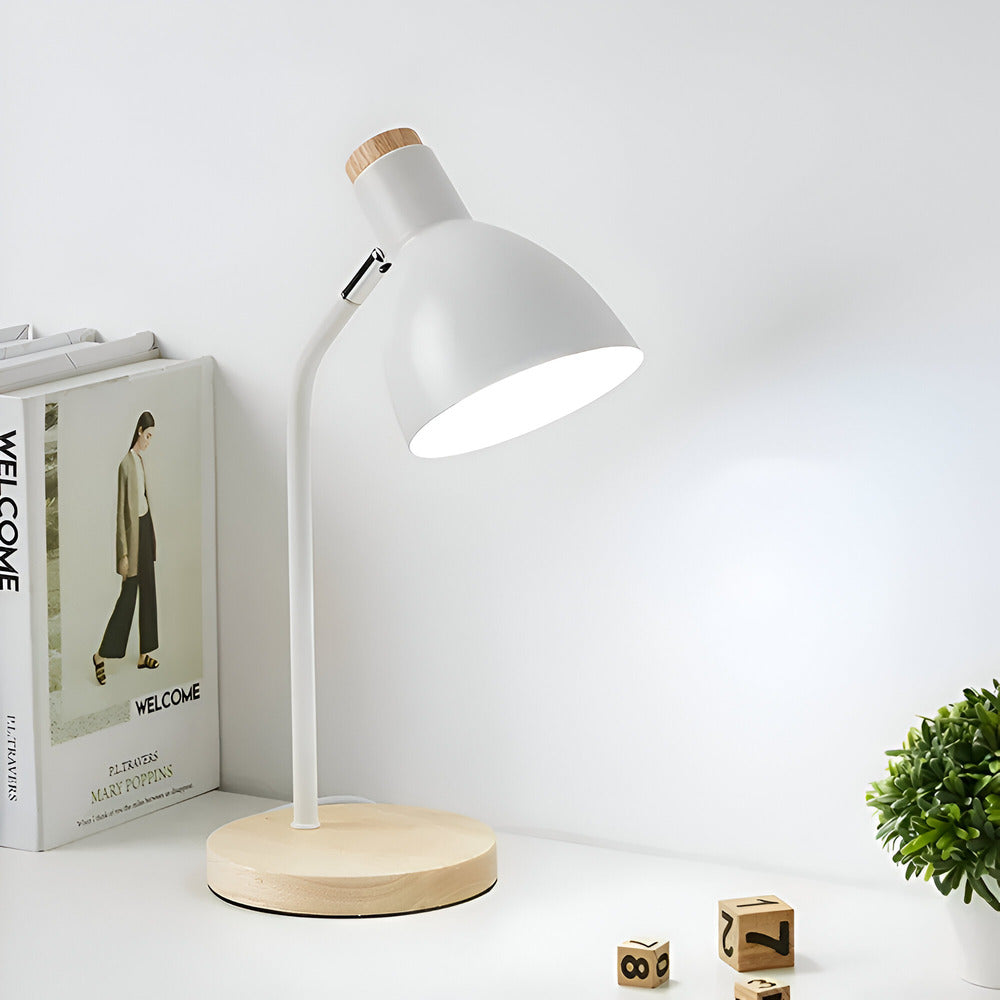 Skandia – Justerbar LED Bordlampe i Nordisk Design